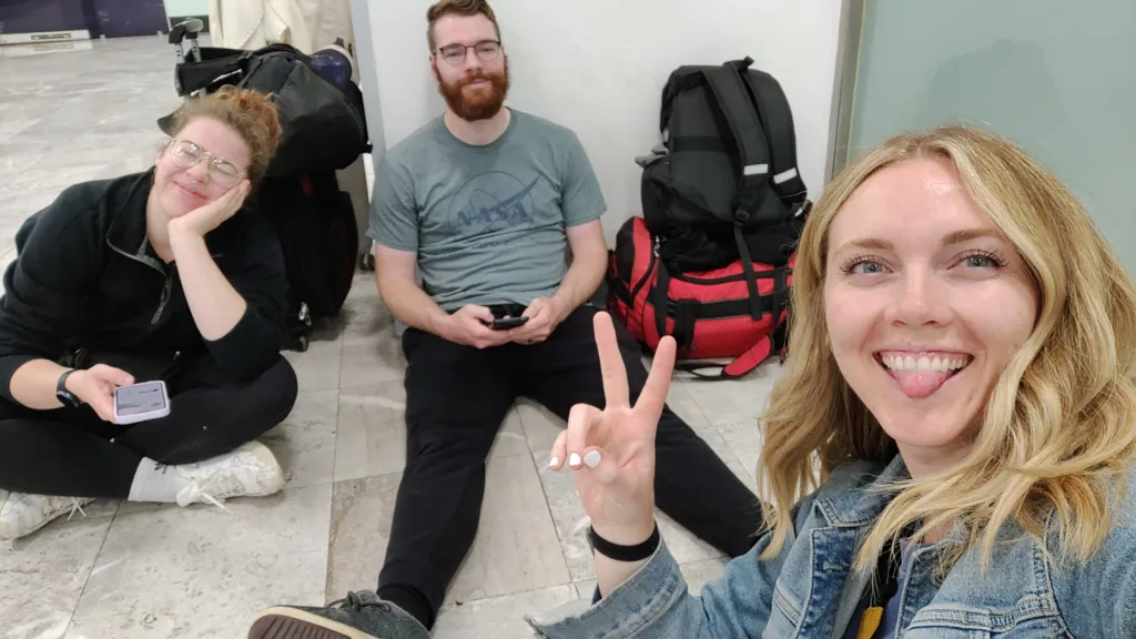 Selfie in the Mexico City Airport. The Mexico City Airport is Confusing!